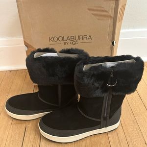 NWT Koolaburra Tynlee waterproof black boot size 9